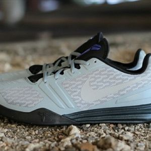 Kobe Mentality 7.5 Boys